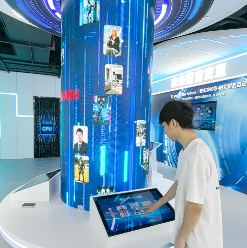 圆柱屏数字瀑布流软件 展厅数字瀑布流互动装置